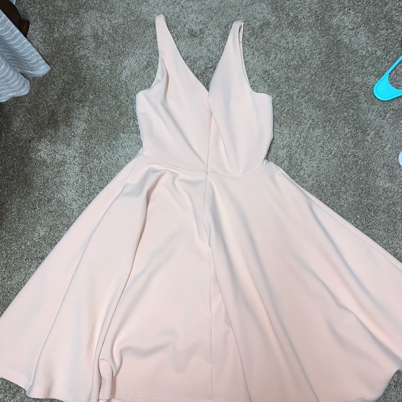 light pink xs lulus dress - Picture 2 of 3